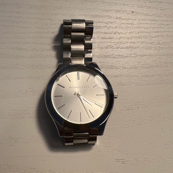 Michael Kors Watch - Picture 1 of 4